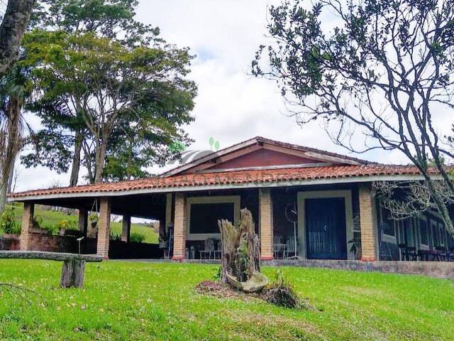 #1872 - Sítio para Venda em São Roque - SP
