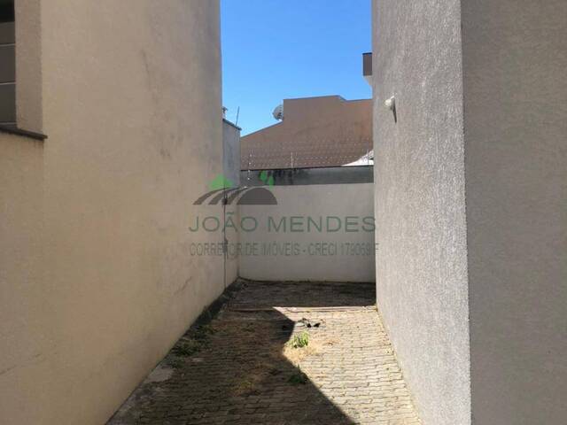 #2018 - Casa em condomínio para Locação em Atibaia - SP