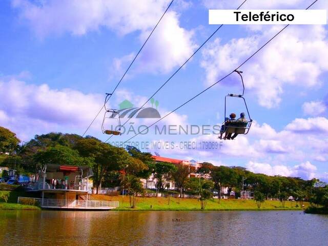 Sobrado para Venda em Atibaia - 4