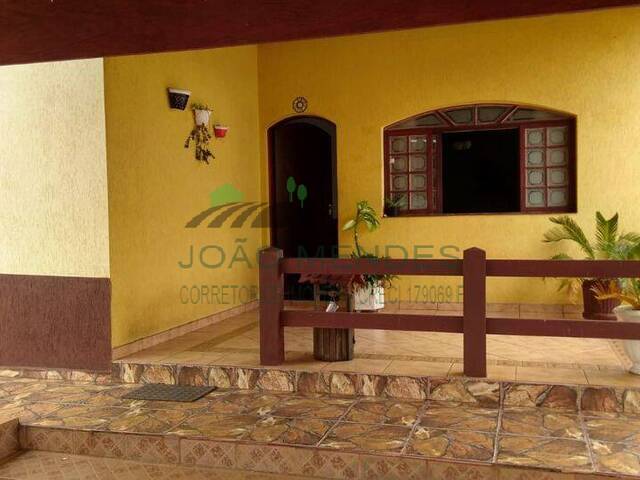 #2098 - Casa para Venda em Atibaia - SP