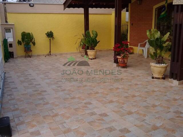 Casa para Venda em Atibaia - 4