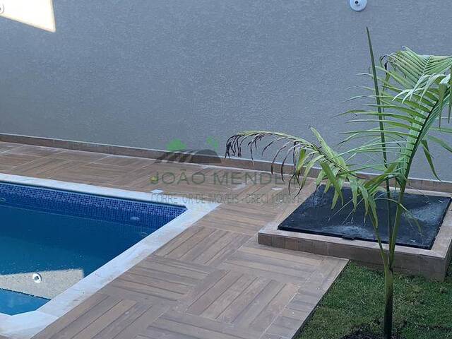 Casa para Venda em Atibaia - 5