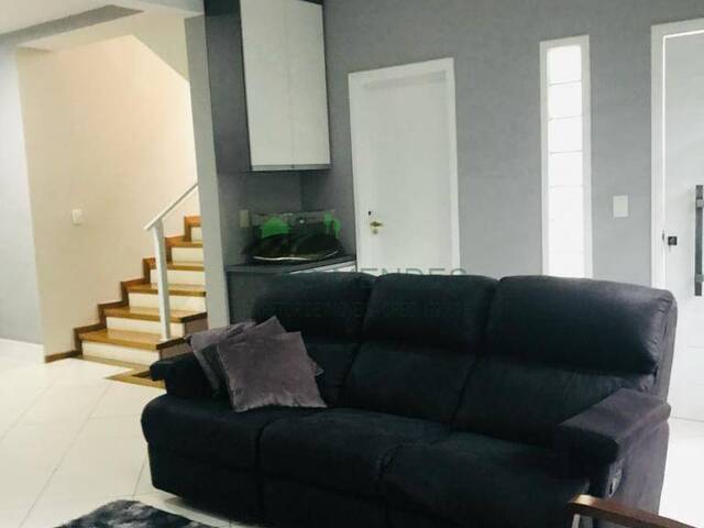 Casa para Venda em Atibaia - 4