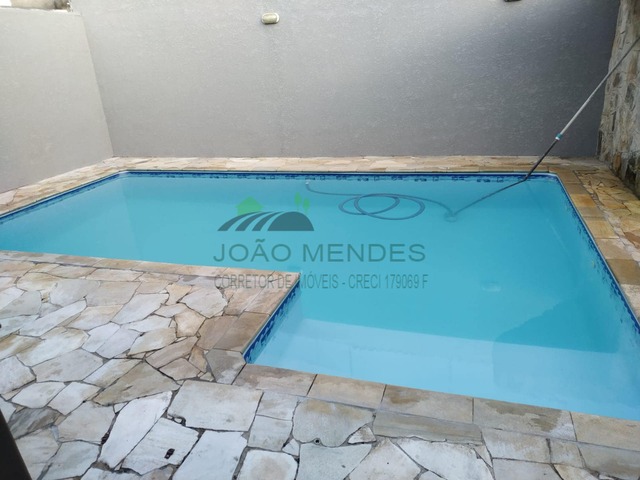Casa para Venda em Atibaia - 4