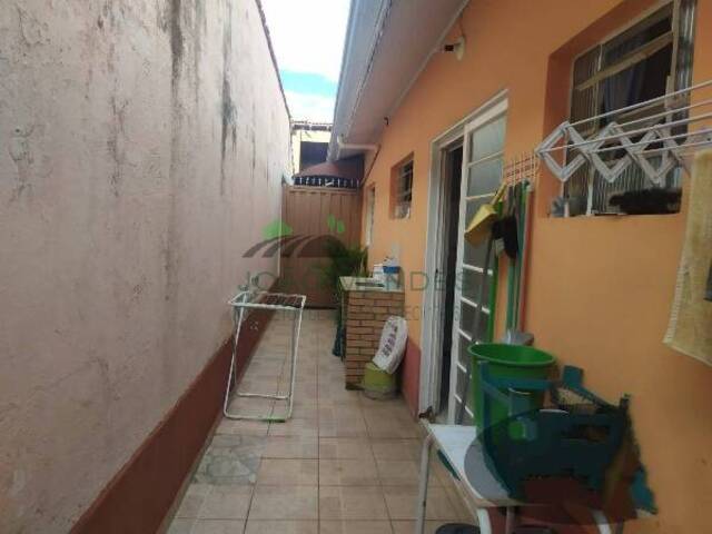 Casa para Venda em Atibaia - 4