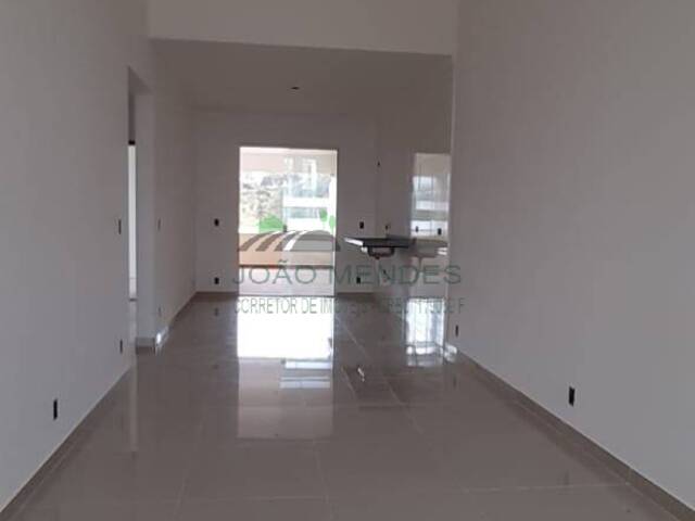 Casa para Venda em Atibaia - 5