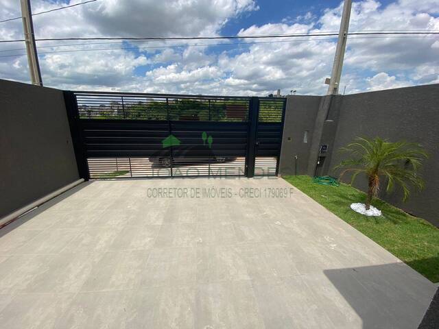#2749 - Casa para Venda em Atibaia - SP