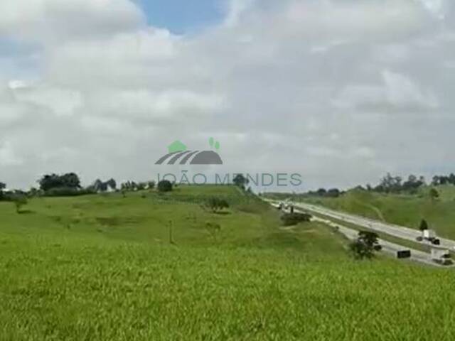 Área para Venda em Jacareí - 4