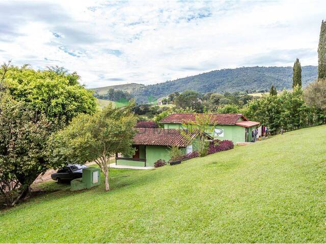 Venda em Cachoeira Abaixo - Piracaia