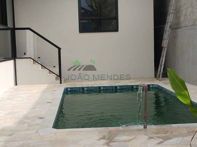 Casa para Venda em Atibaia - 5