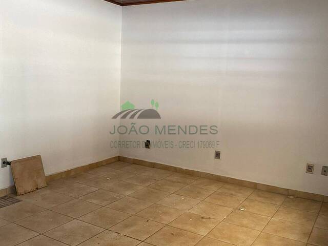 Casa para Venda em Atibaia - 3