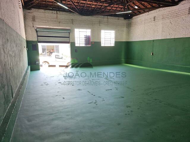 Salão Comercial para Locação em Atibaia - 4