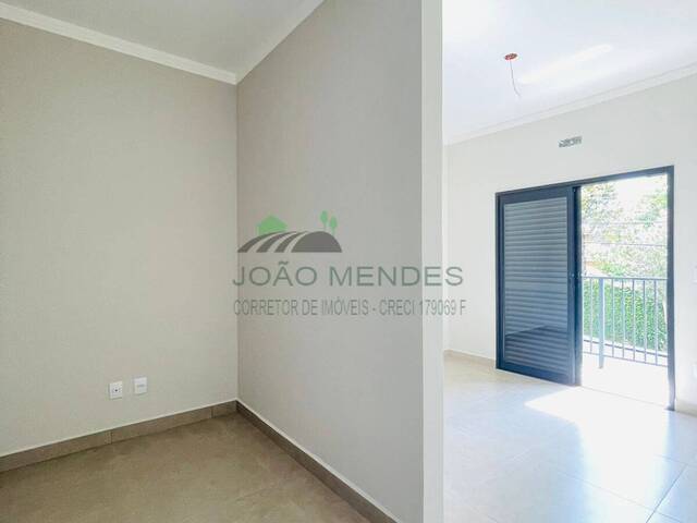Sobrado para Venda em Atibaia - 5